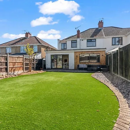 The Bishopsworth House *