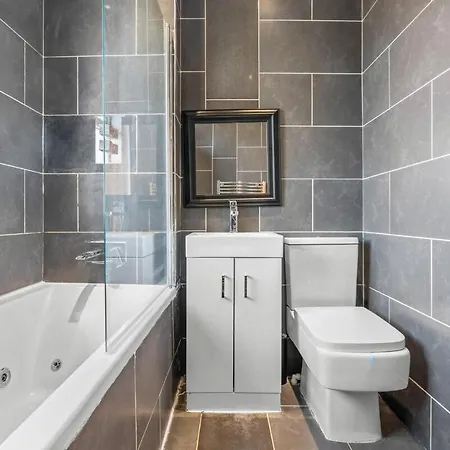 アパート The Bishopsworth House *