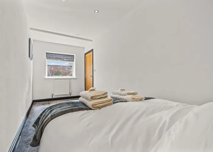 The Bishopsworth House *