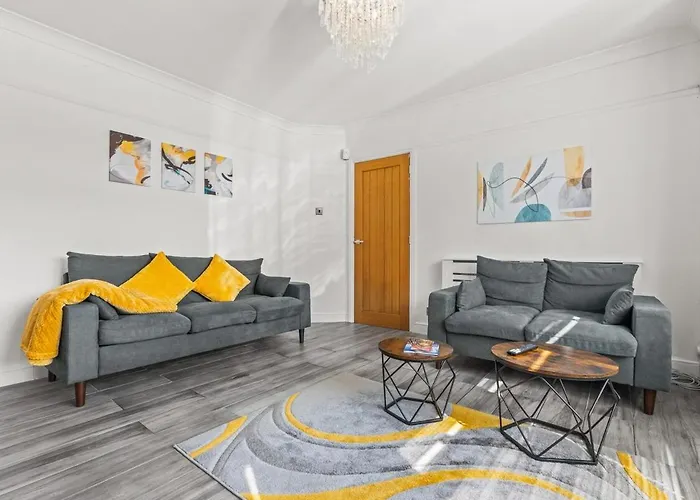 The Bishopsworth House *