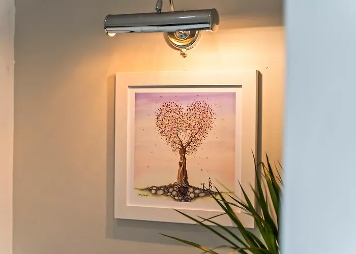 The Bishopsworth House 公寓