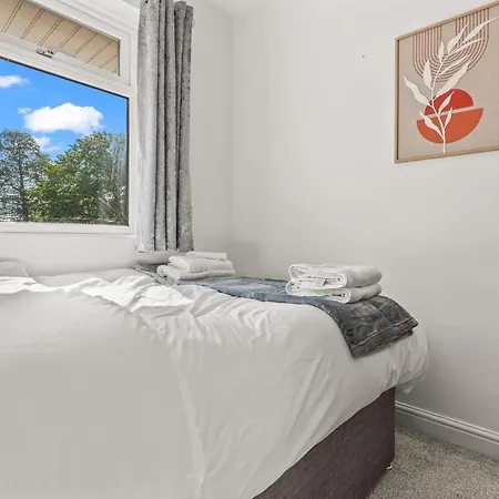 The Bishopsworth House